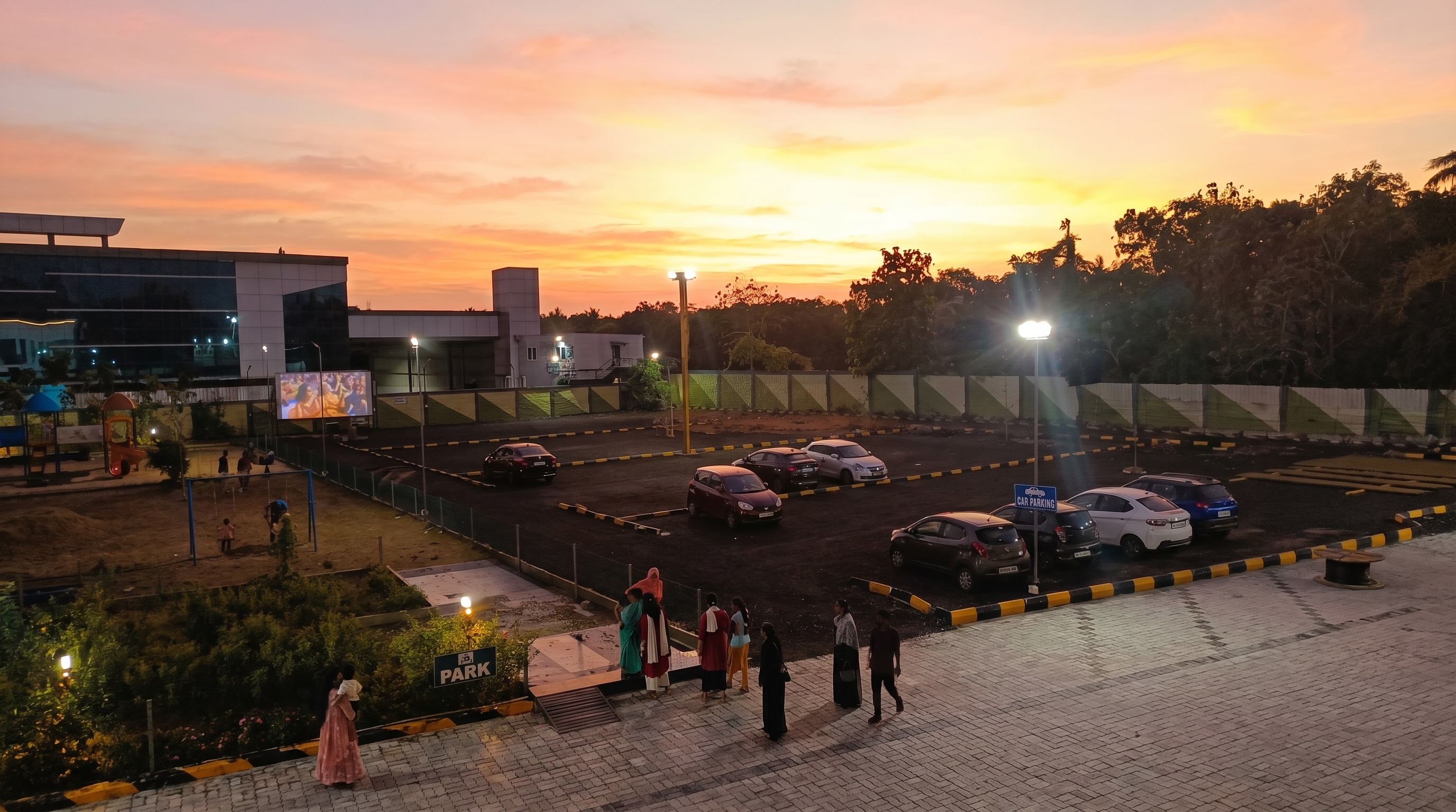 Theater Main
